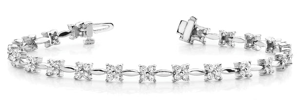 18K White Gold 2 1/5 ct tw Fashion Diamond Bracelet