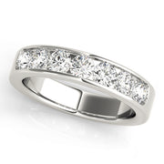 18K White Gold 1/8 ct tw Diamond Wedding Ring
