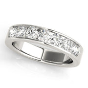 Platinum 1/8 ct tw Diamond Wedding Ring