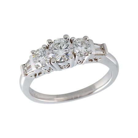 14KT Gold Ladies Diamond Ring