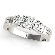 ENGAGEMENT RINGS 3 STONE ROUND