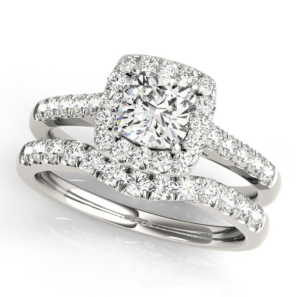 ENGAGEMENT RINGS HALO SQUARE & CUSHION