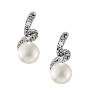 EARRING 6MM PEARL CENTER EARRING Complete per 1/2 pair.