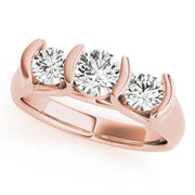 ENGAGEMENT RINGS 3 STONE ROUND