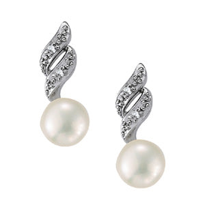 EARRING 6MM PEARL CENTER EARRING Complete per 1/2 pair.